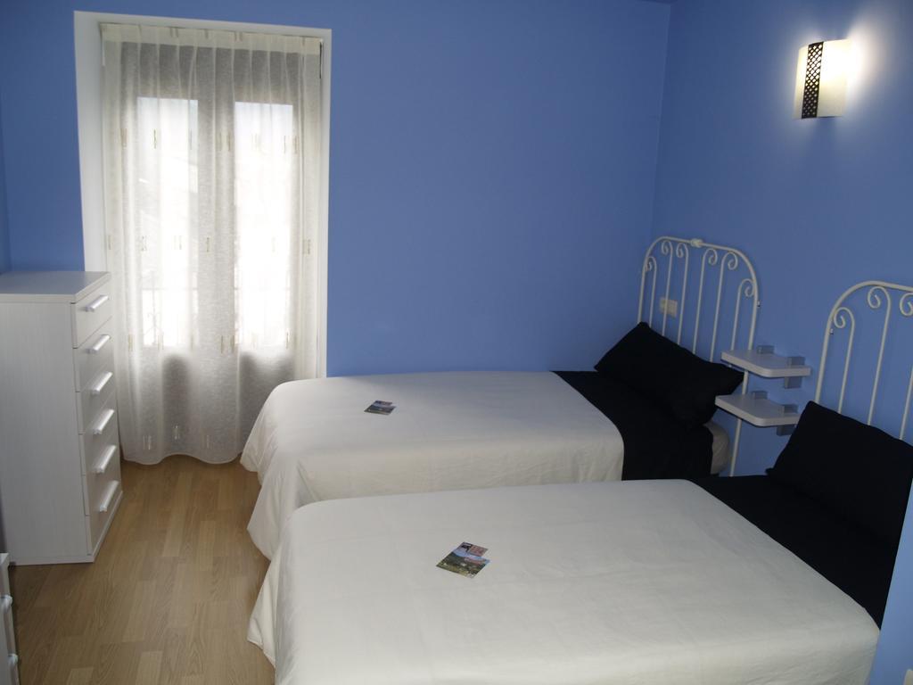Albergue De Yebra Yebra de Basa Ruang foto